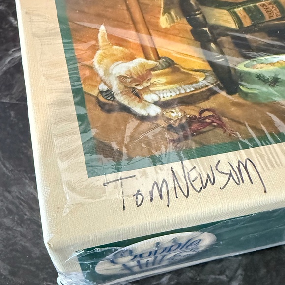 COBBLE HILL Tom Newsom “Santa’s List" 1000 Pieces Puzle - Picture 10 of 10